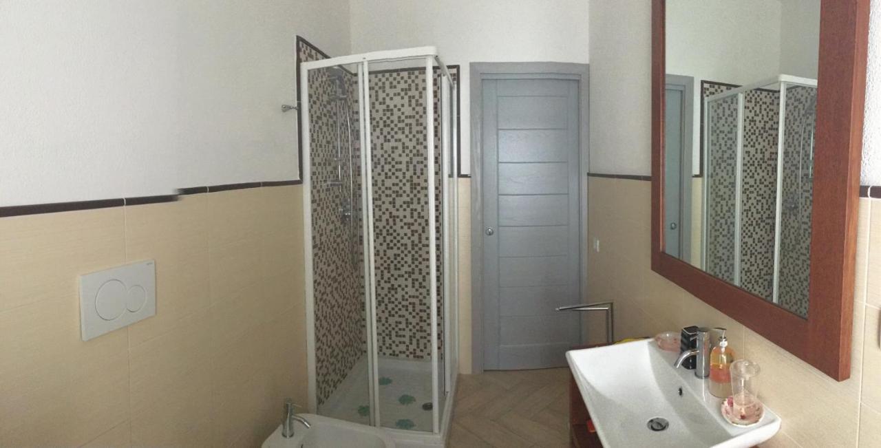Casa Gialla Santa Teresa Gallura Bagian luar foto