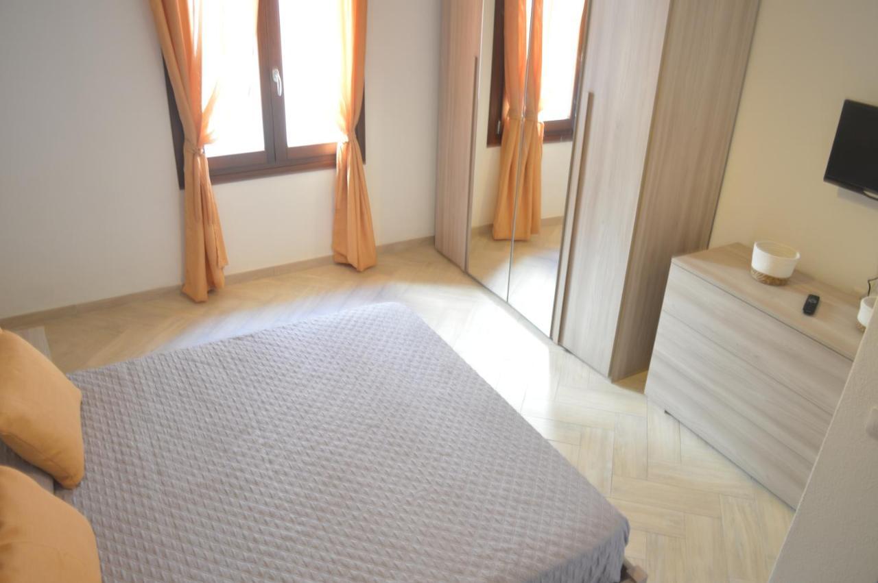 Casa Gialla Santa Teresa Gallura Bagian luar foto